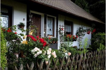 Germany Privát Mücke, Exterior